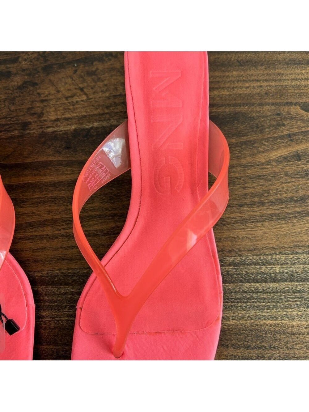 Mango Retro Vinyl High Thong Kitten-Heel Sandals, Size 41. - Picture 2 of 9